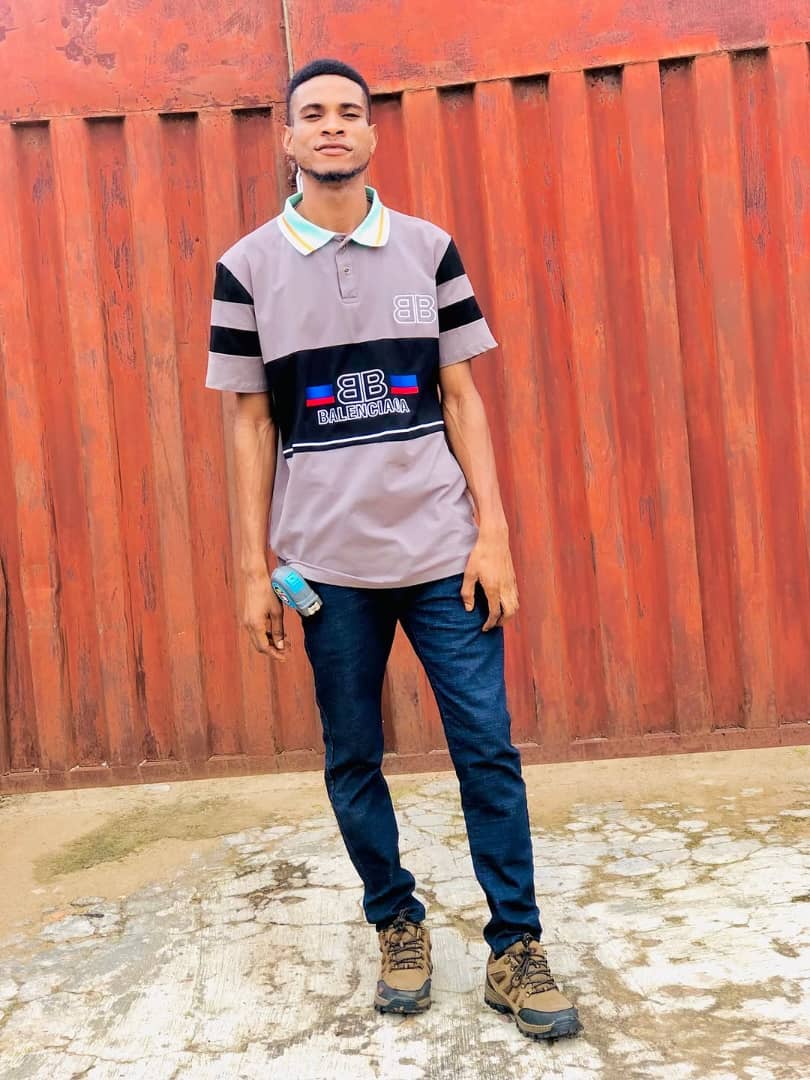 Aina Oluwadare